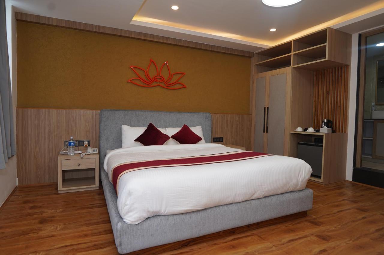 Lotus Club Boutique Hotel Kathmandu Exterior foto